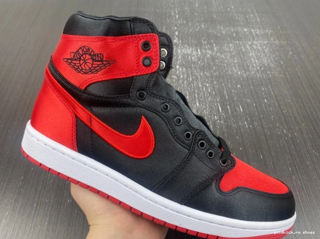 1 Satin FD4810-061 Jordan High Air OG WMNS Bred 0810